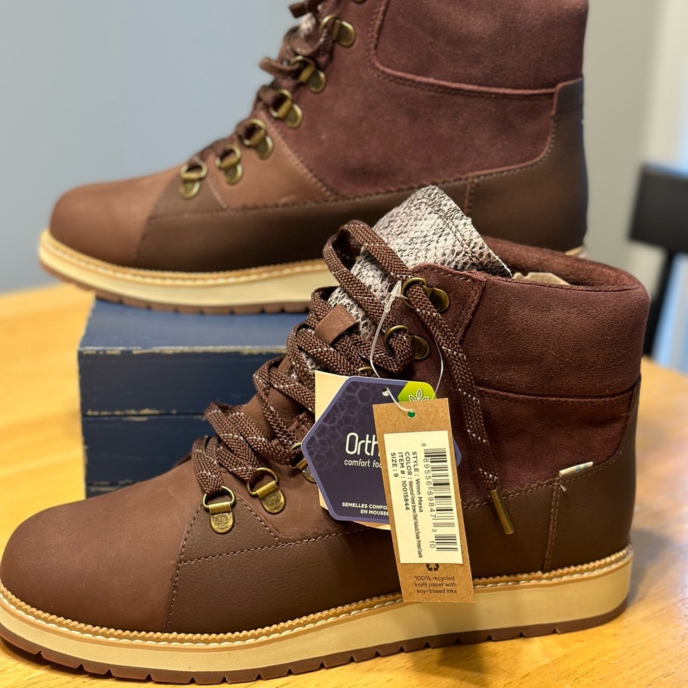 Toms Women’s Boots